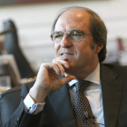 El ministro de Educación, Ángel Gabilondo, durante la entrevista.