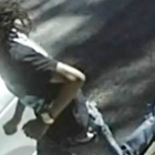 Fotograma del vídeo en el momento justo antes de que el sospechoso empiece a disparar.