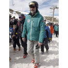 El rey, ayer, a su llegada a las pistas de Sierra Nevada. M. Á. MOLINA