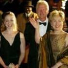 La familia Clinton acude a la cena  homenaje  en honor a Mandela