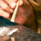 Esnifando cocaína