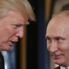 Trump y Putin en la cumbre de la APEC el pasado mes de noviembre. /
