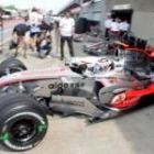 El piloto español Fernando Alonso durante los entrenamientos de ayer