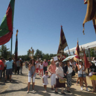 La procesión del domingo estará acompañada por varios de los pendones del municipio.