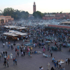 Una imagen panorámica de la plaza de Jemaa, uno de los lugares más transitados de Marrakech.