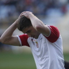 Iván Garrido se lleva las manos a la cabeza tras el tercer gol del Marino