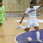 Germán materializó el único gol de los trepalenses ante el equipo palentino. FERNANDO OTERO