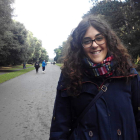 Silvia Díaz Marcos en un parque de Dublín.