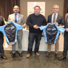 Ramón Méndez, Juan Carlos Vázquez, Óscar Martínez, José María López Benito y Mario García en la presentación de la Powerade. RAMIRO