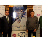 El concejal de Deportes de León, José María López Benito;  el director territorial de  Abanca, Marcos Lamas;  el presidente ademarista, Tano Franco y el nuevo responsable de Deportes de la Diputación Provincial, Teodoro Martínez.