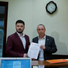 Los diputados Rufián y Baldoví presentan la propuesta en el Congreso.