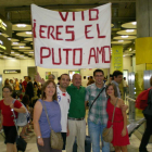 La familia de Vito le recibió en Barajas procedente de Barcelona después de grabar el programa.