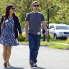 Mark Zuckerberg y su esposa, Priscilla Chan.