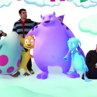 Los protagonistas de Nana-Nuba, con parte del equipo de la productora ponferradina Mil Ojos.