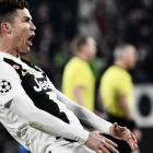 Cristiano Ronaldo celebra la clasificación de la Juventus ante el Atlético.