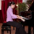 Una alumna de la Escuela de Música de Villarejo, durante una clase en una imagen de archivo