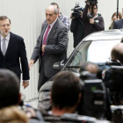 El presidente del Gobierno, Mariano Rajoy, a su llegada al Congreso de los Diputados.