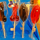 Dulces y piruletas, algunos de los productos que se venden en las tiendas eróticas en la provincia de León. RAMIRO