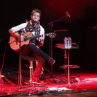 El cantante Pablo Alborán, durante el concierto que ofreció ayer en el Auditorio de León.