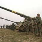 Soldados del Ejército de Tierra durante unas maniobras en el campo de tiro de El Teleno