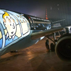 Fotografía facilitada por Brussels Airlines del avión inspirado en las aventuras de Tintín, que ha sido presentado este lunes.