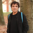 Ángel Núñez Pombo, ayer, en un parque de Ponferrada. L. DE LA MATA