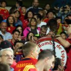 Manolo ‘el del bombo’ no faltó a su cita con España. Fue uno de los más aclamados por los seguidores leoneses. MARCIANO PÉREZ/BRUNO MORENO