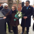 Astorga homenajea a Balbina de Paz, en san Andrés, y a Gerardo Fernández, en la EOI. DL