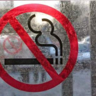 Cartel que prohibe fumar.