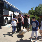 Los participantes en el campamento llegaron ayer al Bosque de los sueños.