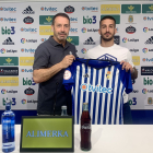 José Sietes presentó a Ernesto Gómez como nuevo jugador de la SD Ponferradina. DL