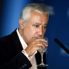 Javier Arenas entiende que Rajoy ha comenzado a recuperar el crédito español.