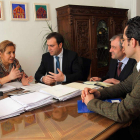 La alcaldesa Rosa Valdeón recibió al presidente de la Cámara Municipal de Braganza, Hernâni Dias.