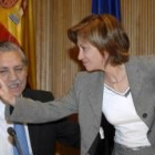 El portavoz del PSOE, López Garrido, y la ministra de Agricultura