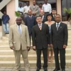 La foto de archivo muestra al alcalde con la delegacion de Cabo Verde