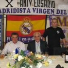 Pintado, en el centro, presidió la cena del décimo aniversario de la Peña Madridista