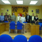 La delegación francesa, en el salón de plenos de La Robla