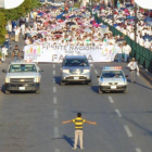 Un niño se para ante una manifestación contra los matrimonios homosexuales en Celaya, México, el pasado sábado.