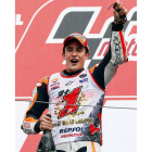 Marc Márquez celebra su segundo Campeonato del Mundo