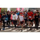 Momento de la salida de los participantes en la carrera de los diez y cinco kilómetros y la de andarines. CAMPOS