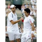 Verdasco, desolado. saluda al croata Karlovic.