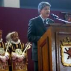 Luis Pastrana el día en que el Ayuntamiento entregó la Medalla de Oro al colegio de los Agustinos