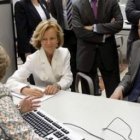 La ministra de Economía y Hacienda, Elena Salgado, y el secretario de Estado de Hacienda, Carlos Oca