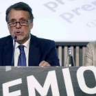 El presidente de Planeta, José Creuheras, y Carmen Posadas, miembro del jurado del premio.