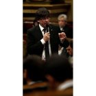 Puigdemont durante el pleno de la sesión de control. alberto estévez