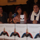 Luis Miguel Abello, Victorina Alonso y Mercedes G. Rojo durante la presentación.