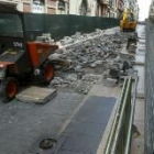 El Ayuntamiento compra cada año material para reparar calles deterioradas en la ciudad