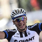 Marcel Kittel celebra la victoria en la primera etapa del Tour 2014.