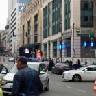 La policía ha bloqueado las calles que dan acceso al centro comercial de Bruselas.