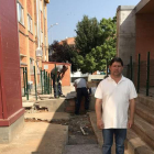 El teniente de alcalde, José Jiménez, visitó las obras del colegio Bernardino Pérez. DL